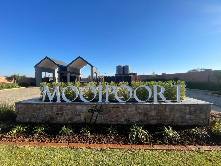 3 Bedroom Property for Sale in Van Der Hoff Park North West